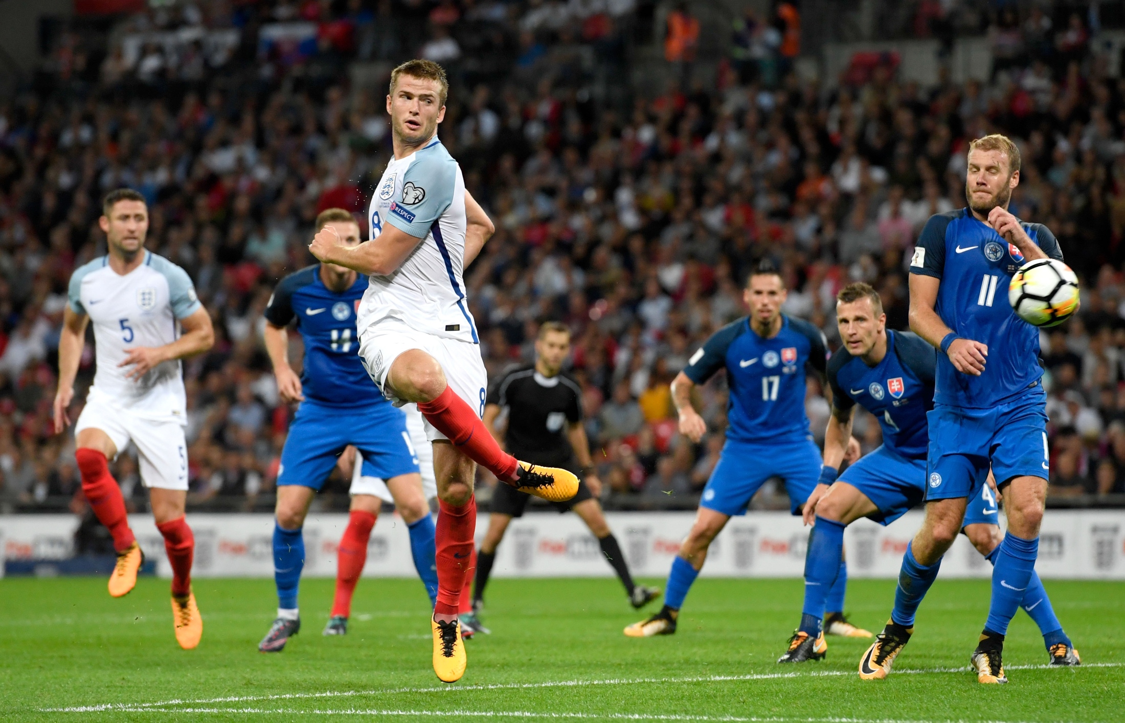 赛杯赛主客
